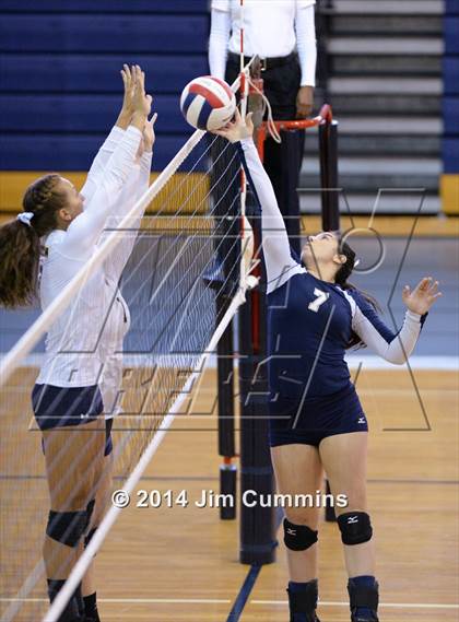 Thumbnail 1 in Leyden vs Addison Trail (Eagle Invite) photogallery.