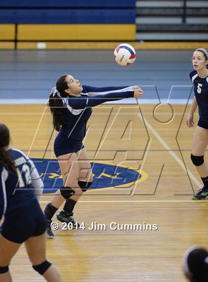 Thumbnail 1 in Leyden vs Addison Trail (Eagle Invite) photogallery.