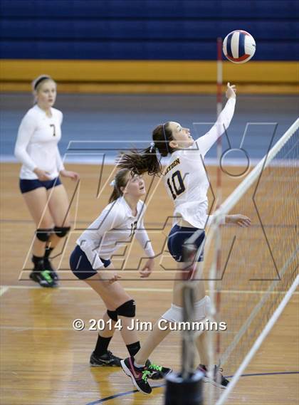 Thumbnail 1 in Leyden vs Addison Trail (Eagle Invite) photogallery.