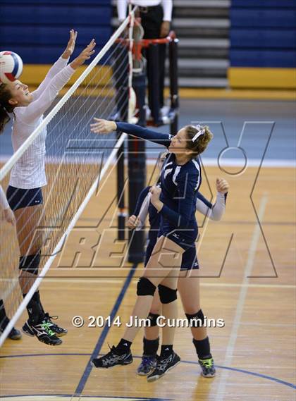 Thumbnail 3 in Leyden vs Addison Trail (Eagle Invite) photogallery.