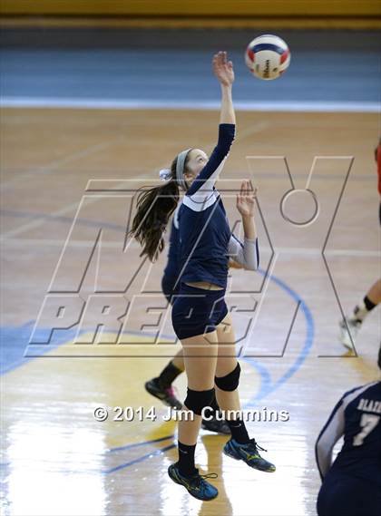 Thumbnail 3 in Leyden vs Addison Trail (Eagle Invite) photogallery.