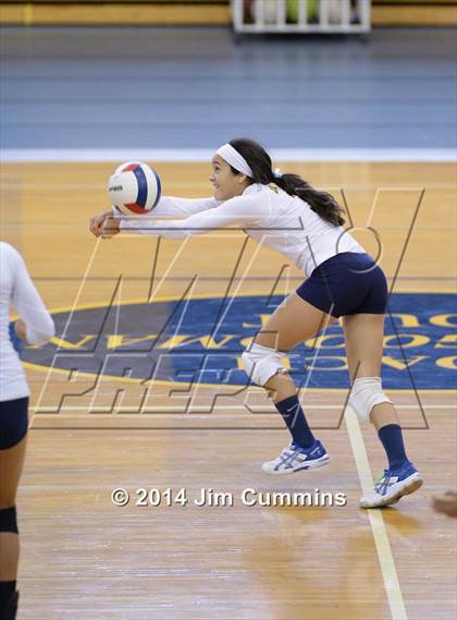 Thumbnail 3 in Leyden vs Addison Trail (Eagle Invite) photogallery.