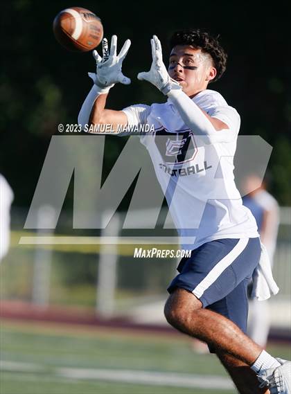 Thumbnail 1 in   Garfield @ Crespi photogallery.