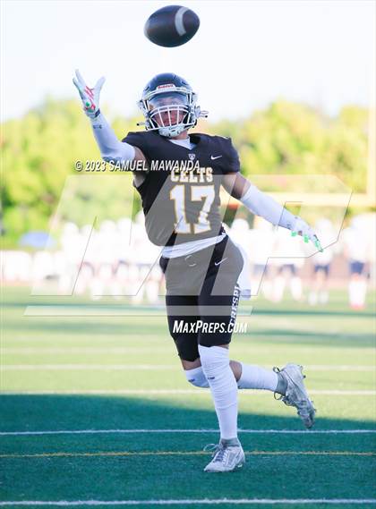 Thumbnail 2 in   Garfield @ Crespi photogallery.