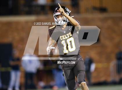 Thumbnail 3 in   Garfield @ Crespi photogallery.