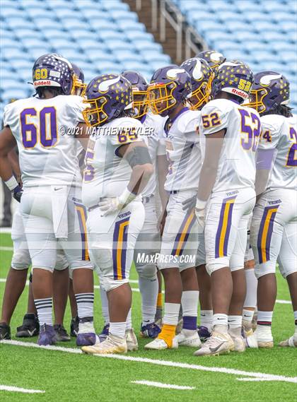 Thumbnail 3 in Tarboro vs. Mitchell (NCHSAA 1A Final - 2 of 2) photogallery.