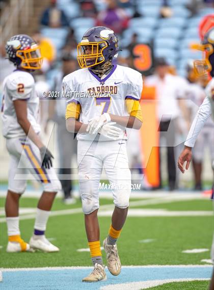 Thumbnail 2 in Tarboro vs. Mitchell (NCHSAA 1A Final - 2 of 2) photogallery.