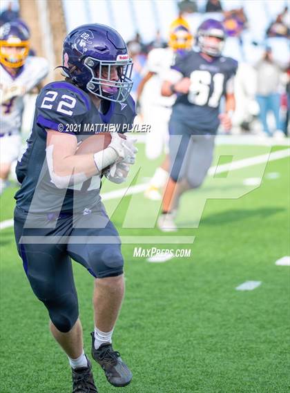 Thumbnail 2 in Tarboro vs. Mitchell (NCHSAA 1A Final - 2 of 2) photogallery.