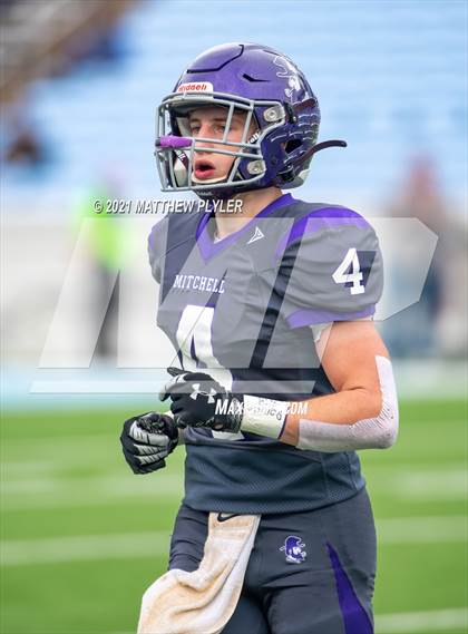 Thumbnail 2 in Tarboro vs. Mitchell (NCHSAA 1A Final - 2 of 2) photogallery.