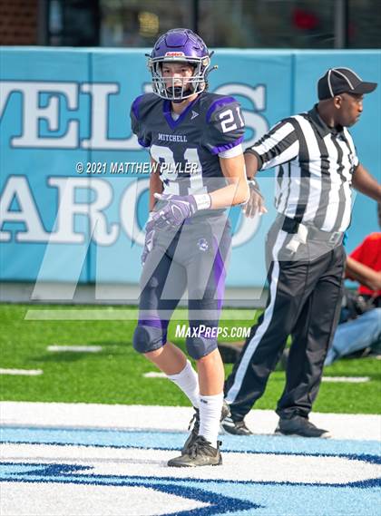 Thumbnail 3 in Tarboro vs. Mitchell (NCHSAA 1A Final - 2 of 2) photogallery.