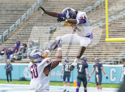 Thumbnail 3 in Tarboro vs. Mitchell (NCHSAA 1A Final - 2 of 2) photogallery.