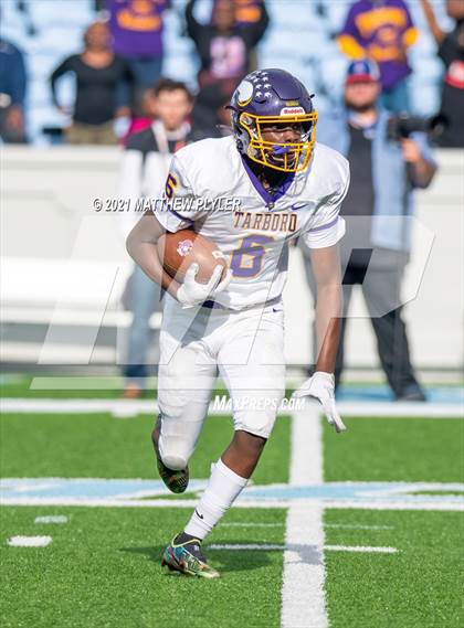 Thumbnail 3 in Tarboro vs. Mitchell (NCHSAA 1A Final - 2 of 2) photogallery.
