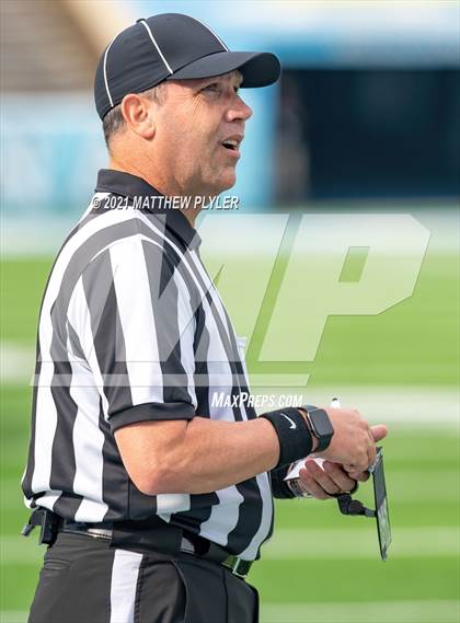 Thumbnail 3 in Tarboro vs. Mitchell (NCHSAA 1A Final - 2 of 2) photogallery.
