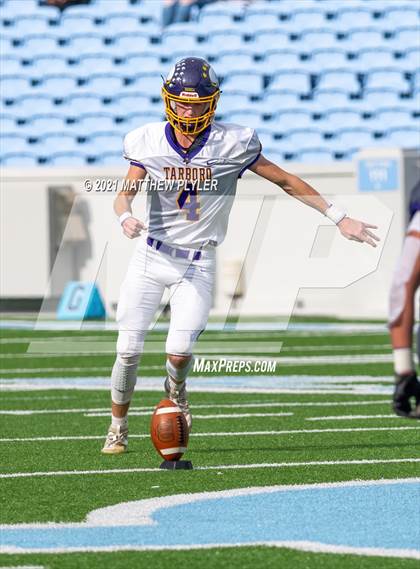 Thumbnail 3 in Tarboro vs. Mitchell (NCHSAA 1A Final - 2 of 2) photogallery.