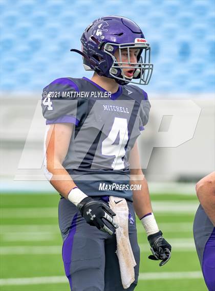 Thumbnail 3 in Tarboro vs. Mitchell (NCHSAA 1A Final - 2 of 2) photogallery.