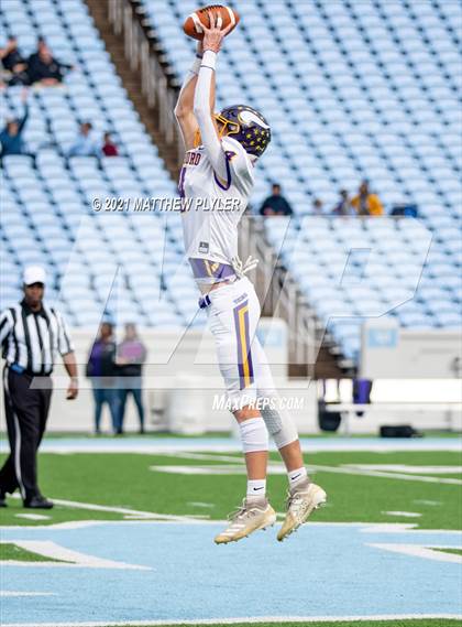 Thumbnail 3 in Tarboro vs. Mitchell (NCHSAA 1A Final - 2 of 2) photogallery.