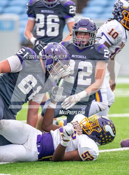 Thumbnail 3 in Tarboro vs. Mitchell (NCHSAA 1A Final - 2 of 2) photogallery.