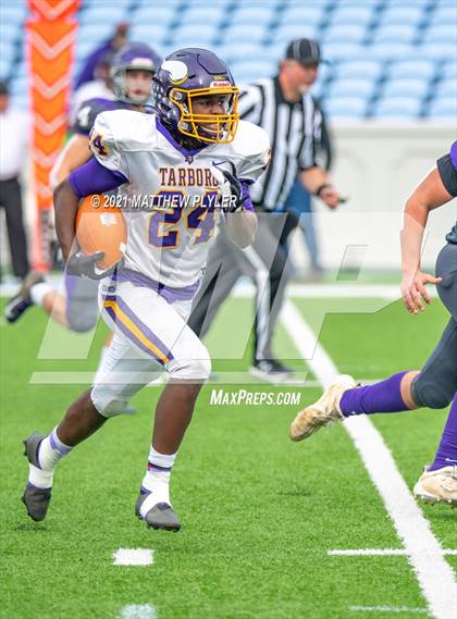 Thumbnail 3 in Tarboro vs. Mitchell (NCHSAA 1A Final - 2 of 2) photogallery.