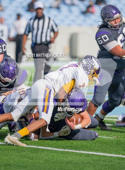 Thumbnail 1 in Tarboro vs. Mitchell (NCHSAA 1A Final - 2 of 2) photogallery.