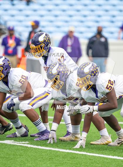 Thumbnail 3 in Tarboro vs. Mitchell (NCHSAA 1A Final - 2 of 2) photogallery.
