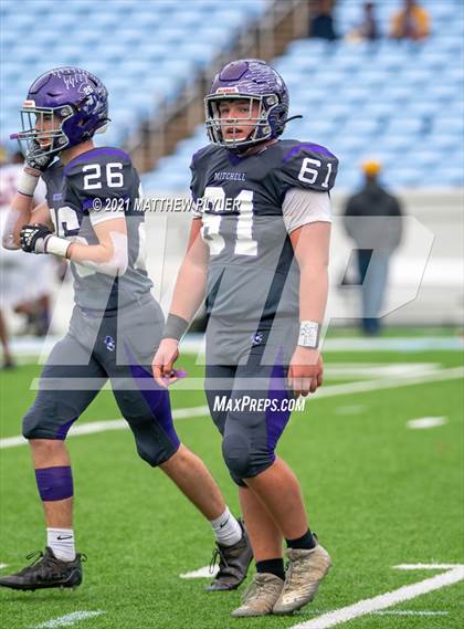 Thumbnail 2 in Tarboro vs. Mitchell (NCHSAA 1A Final - 2 of 2) photogallery.