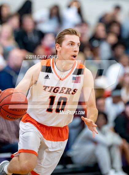 Thumbnail 3 in Sacramento Optimist All-Star Game - Large School photogallery.