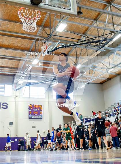 Thumbnail 3 in Sacramento Optimist All-Star Game - Large School photogallery.