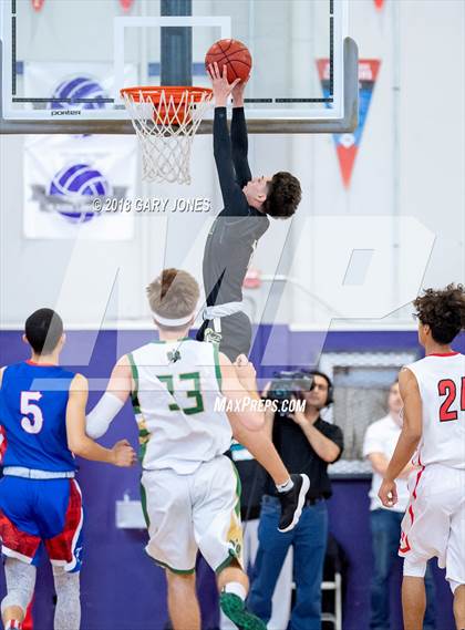 Thumbnail 1 in Sacramento Optimist All-Star Game - Large School photogallery.