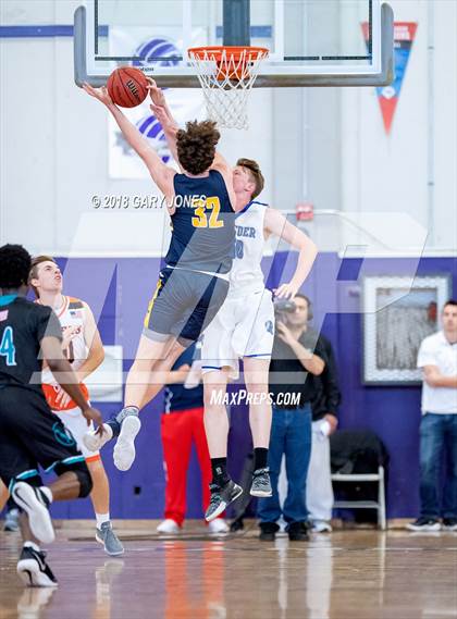 Thumbnail 2 in Sacramento Optimist All-Star Game - Large School photogallery.