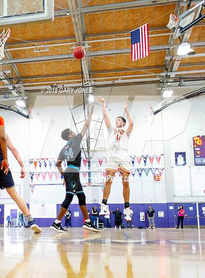 Thumbnail 1 in Sacramento Optimist All-Star Game - Large School photogallery.