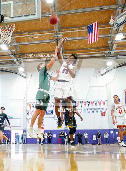 Thumbnail 2 in Sacramento Optimist All-Star Game - Large School photogallery.