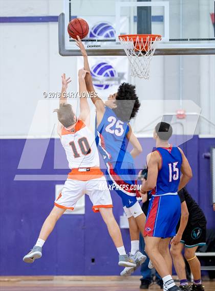 Thumbnail 2 in Sacramento Optimist All-Star Game - Large School photogallery.