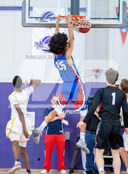 Thumbnail 1 in Sacramento Optimist All-Star Game - Large School photogallery.