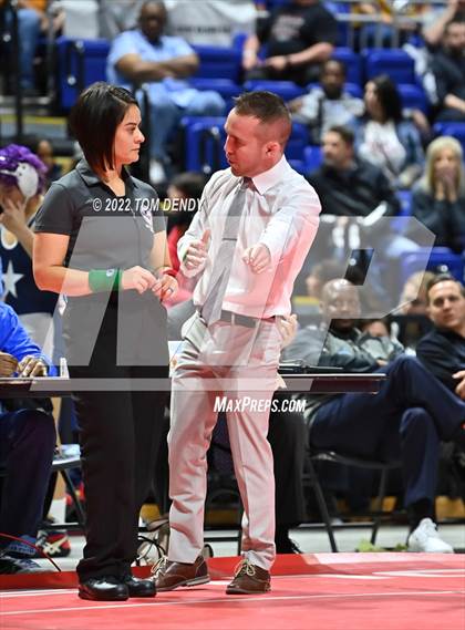 Thumbnail 1 in UIL State Championships - 6A 145lb Final photogallery.