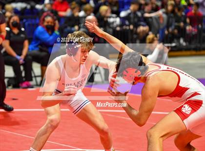 Thumbnail 3 in UIL State Championships - 6A 145lb Final photogallery.