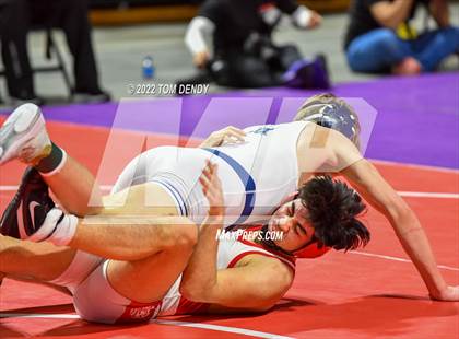 Thumbnail 2 in UIL State Championships - 6A 145lb Final photogallery.