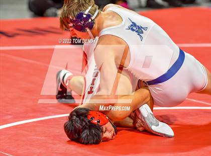 Thumbnail 2 in UIL State Championships - 6A 145lb Final photogallery.