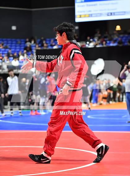 Thumbnail 2 in UIL State Championships - 6A 145lb Final photogallery.