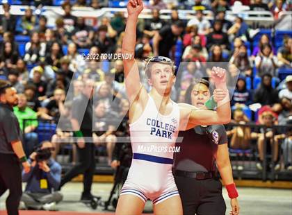 Thumbnail 1 in UIL State Championships - 6A 145lb Final photogallery.