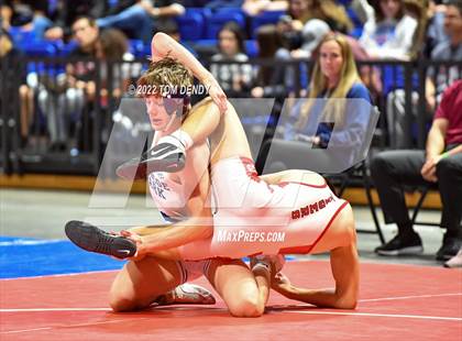 Thumbnail 3 in UIL State Championships - 6A 145lb Final photogallery.