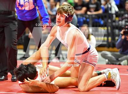 Thumbnail 3 in UIL State Championships - 6A 145lb Final photogallery.