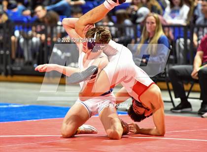 Thumbnail 2 in UIL State Championships - 6A 145lb Final photogallery.