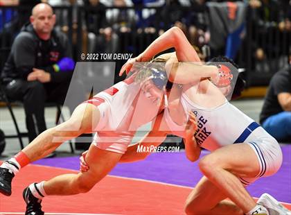 Thumbnail 3 in UIL State Championships - 6A 145lb Final photogallery.