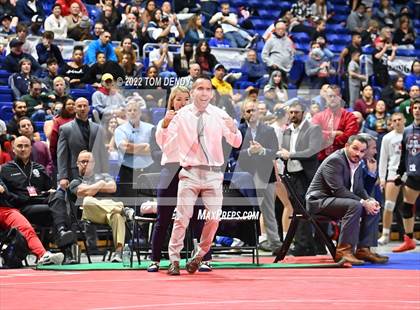 Thumbnail 2 in UIL State Championships - 6A 145lb Final photogallery.