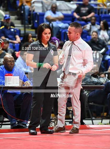 Thumbnail 3 in UIL State Championships - 6A 145lb Final photogallery.