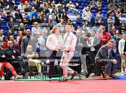 Thumbnail 2 in UIL State Championships - 6A 145lb Final photogallery.