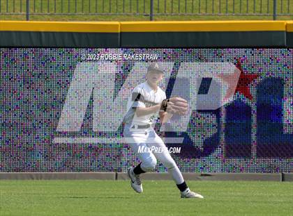 Thumbnail 1 in Abbott vs. Fayetteville (UIL 1A Baseball State Final) photogallery.