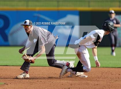Thumbnail 2 in Abbott vs. Fayetteville (UIL 1A Baseball State Final) photogallery.