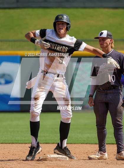 Thumbnail 1 in Abbott vs. Fayetteville (UIL 1A Baseball State Final) photogallery.