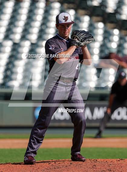 Thumbnail 3 in Abbott vs. Fayetteville (UIL 1A Baseball State Final) photogallery.